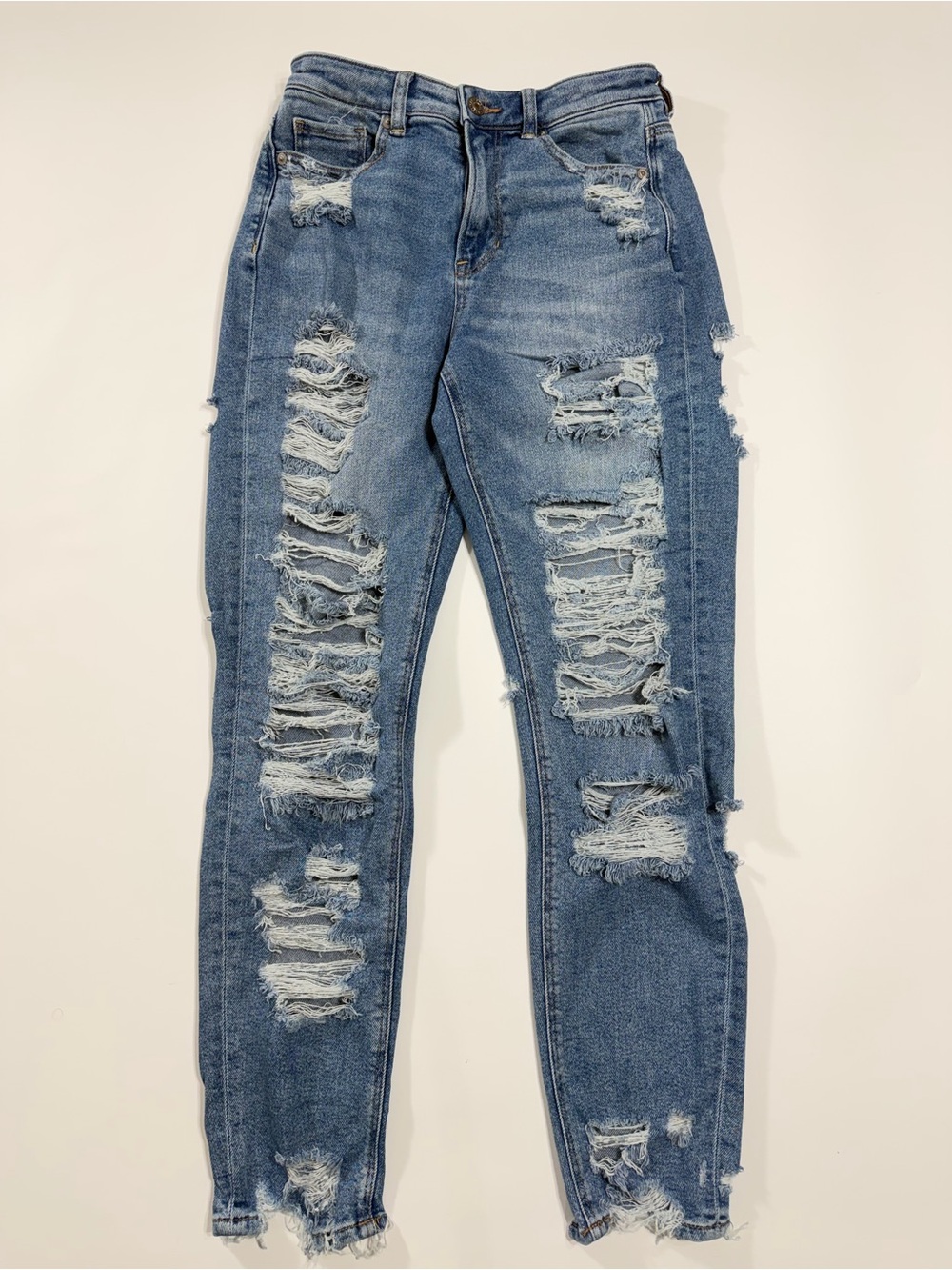American Eagle Destroyed Ripped Mom Stretch Jeans 4 Regular